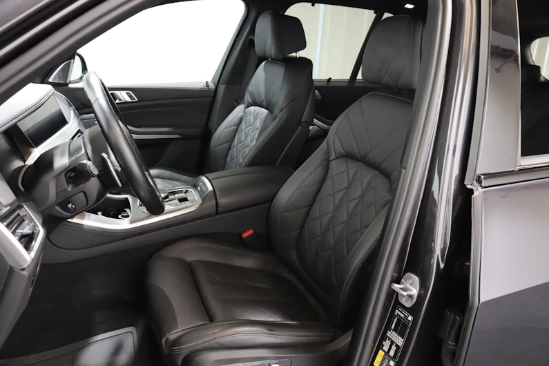 image du véhicule BMW X5