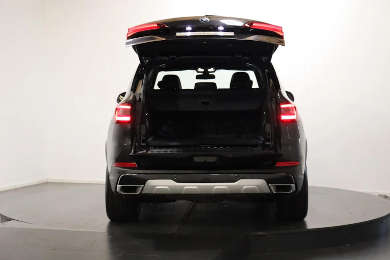 image du véhicule BMW X5