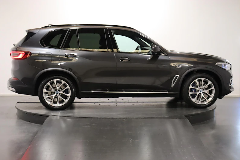 image du véhicule BMW X5