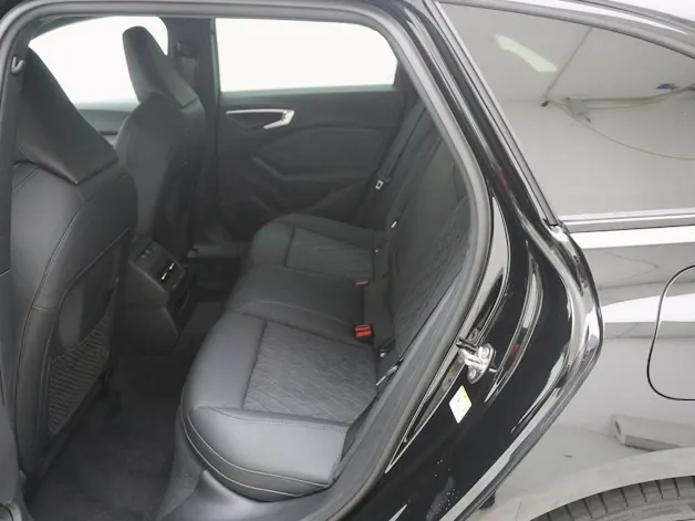 Audi A5 Avant 2.0 e-hybrid S line quattro S-Tronic