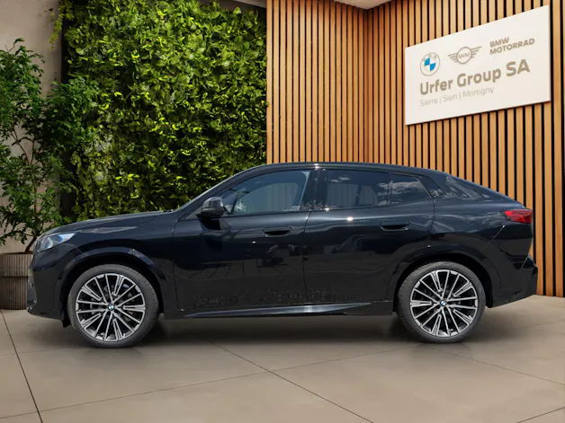 BMW 🆕 iX2 xDrive 30 Edition M Sport (CH) 🔋
