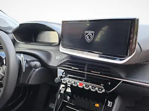 Peugeot 208 1.2 Hybrid Allure Premium