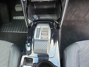 https://vehicle.imgix.net/4403999/540ca784-b414-4d8e-acf8-ab8b5b4ed3bb.jpg