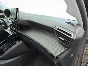 immagine del veicolo PEUGEOT 208 1.2 Hybrid Allure Premium