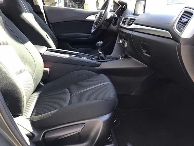Mazda 3 1.5 Ambition