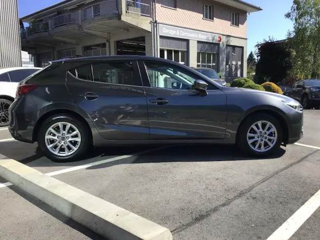 Mazda 3 1.5 Ambition