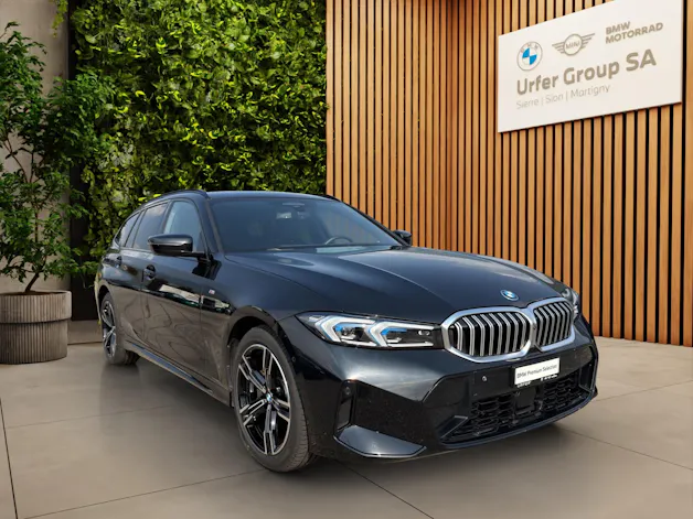 BMW 🆕 330e x DriveTouring Steptronic M Sport (CH) ⛽ + 🔌