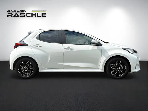 Toyota Yaris 1.5 VVT-i HSD Trend