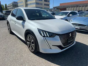 Peugeot 208 1.2i GT-Line