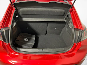 https://vehicle.imgix.net/4404270/77738006-ad4d-46b8-9364-7a70b85cc819.jpg