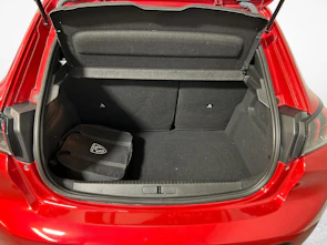 Fahrzeugbild PEUGEOT 208 e-GT