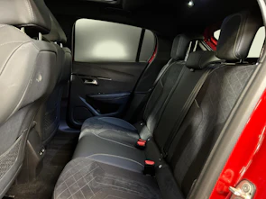 Fahrzeugbild PEUGEOT 208 e-GT