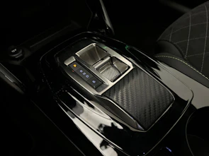 Fahrzeugbild PEUGEOT 208 e-GT