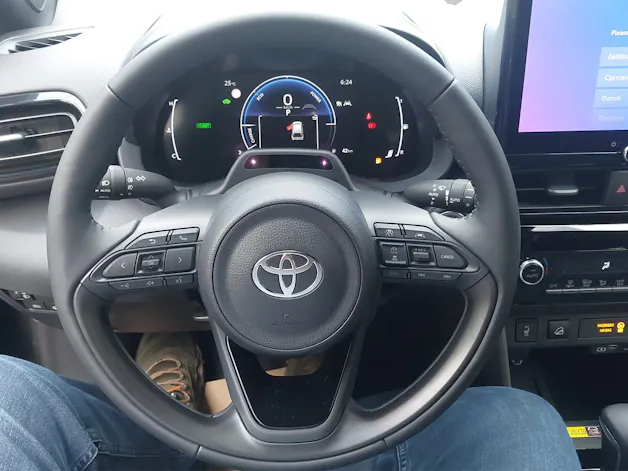 Toyota Yaris Cross 1.5 VVT-i HSD Trend AWD-i
