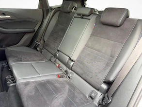 https://vehicle.imgix.net/4404352/d04ec4b1-3718-4785-8501-fd9a72a52a23.jpg
