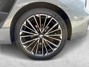 Fahrzeugbild BMW 223d xDrive Active Tourer