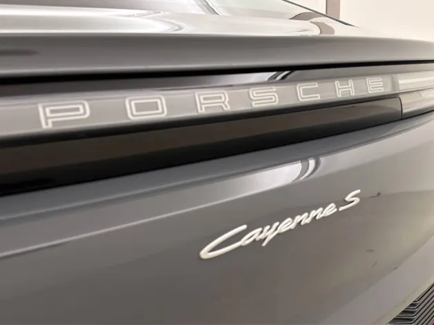 Porsche Cayenne S Coupé Electric