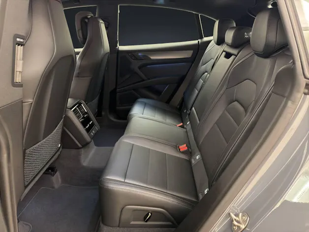 Porsche Cayenne S Coupé Electric