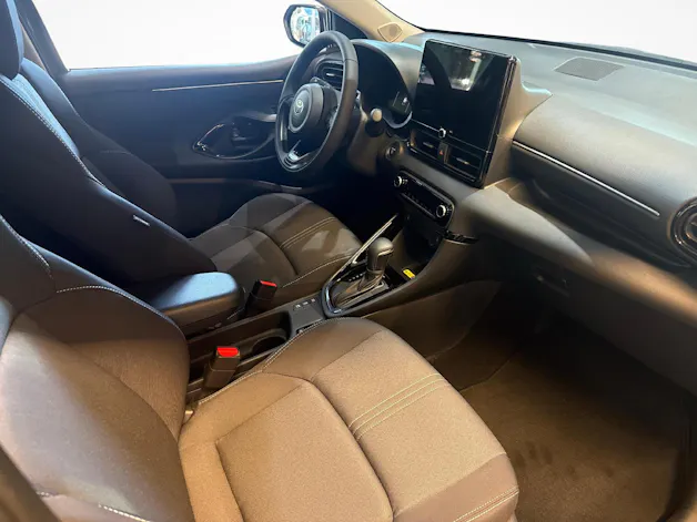 Toyota Yaris 1.5 VVT-i HSD Trend