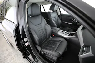 BMW 320d xDrive Touring
