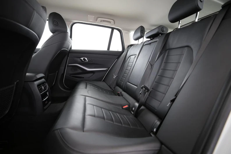 immagine del veicolo BMW 3 SERIES