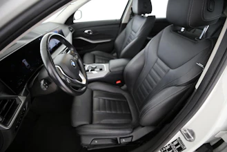 https://vehicle.imgix.net/4404432/3e5820ee-d1a4-48ef-8830-b4cc664b1233.jpg
