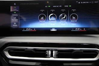 https://vehicle.imgix.net/4404432/d14b30f0-e99a-4853-a35a-da03537d74a6.jpg