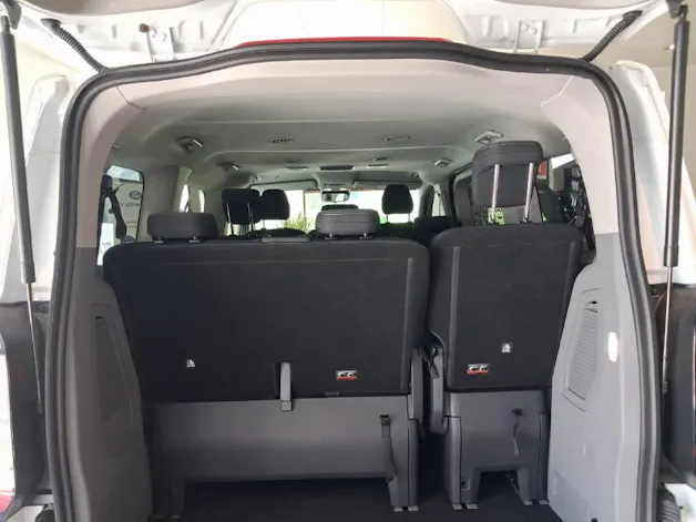 Ford Tourneo C Bus 320 L1 2.0 EcoBlue 136 Titanium