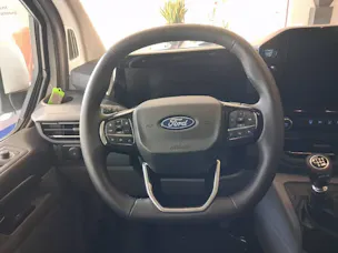 Ford Tourneo C Bus 320 L1 2.0 EcoBlue 136 Titanium