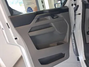 Ford Tourneo C Bus 320 L1 2.0 EcoBlue 136 Titanium