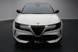 https://vehicle.imgix.net/4404541/f051a8f0-77e7-473d-9c90-1681072f440b.JPG
