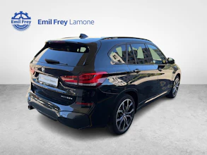 https://vehicle.imgix.net/4404554/86a885a9-1fdc-47c4-991f-ca24c631b0dd.jpg