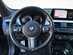 https://vehicle.imgix.net/4404554/d3d5b637-fbd4-45e2-b960-883bfb15668f.jpg