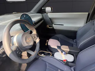 MINI J01 Cooper E