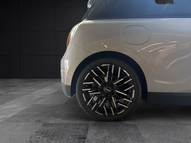 Mini J01 Cooper E