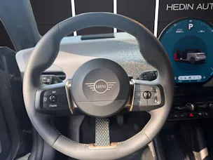 MINI J01 Cooper E