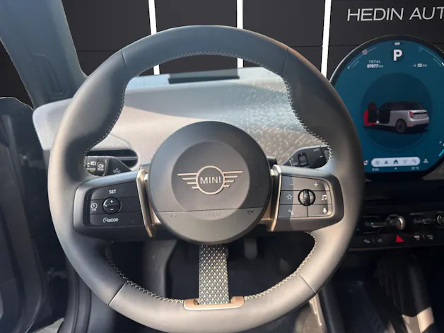 Mini J01 Cooper E