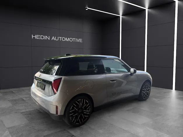 Mini J01 Cooper E