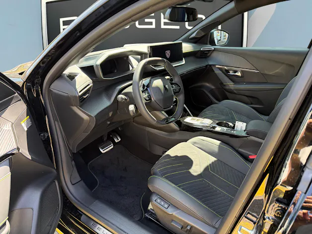 Peugeot 208 1.2 Hybrid 145 GT Exclusive