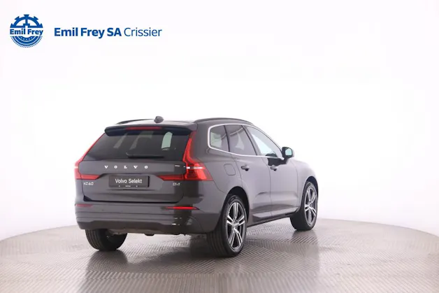 VOLVO XC60 2.0 B4 MH Core
