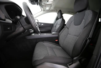 https://vehicle.imgix.net/4404621/9f5149ec-1fa2-4f84-bba0-33699c11fa73.jpg