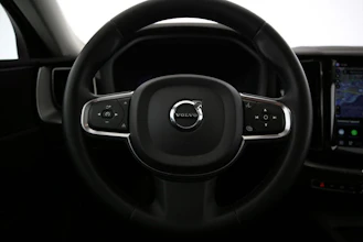 https://vehicle.imgix.net/4404621/e0d344c2-68b8-40a7-b148-d2bb9895c7fc.jpg