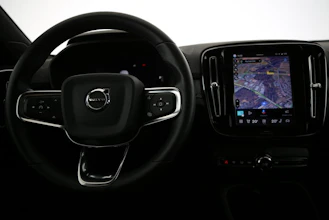 https://vehicle.imgix.net/4404636/4d0b368d-2fe3-49c6-83b4-242afc6db375.jpg