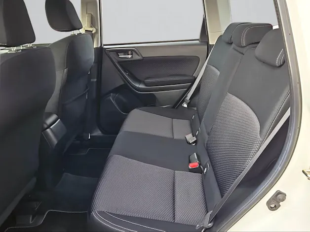Subaru Forester Station 2.0 Swiss
