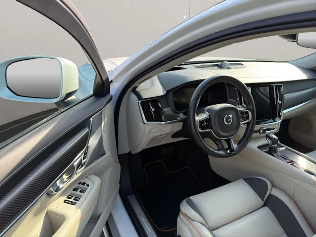 Volvo V90 Cross Country 2.0 D5 Ocean Race AWD