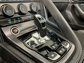 Fahrzeugbild JAGUAR F-Type Convertible 5.0 V8 R AWD