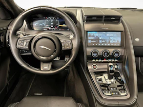 https://vehicle.imgix.net/4404668/1b6b68ff-782a-402b-b67f-170a8366f208.jpg