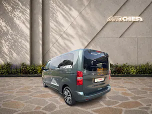 PEUGEOT Traveller Standard 2.2 BlueHDi 180  Family Edition S/S