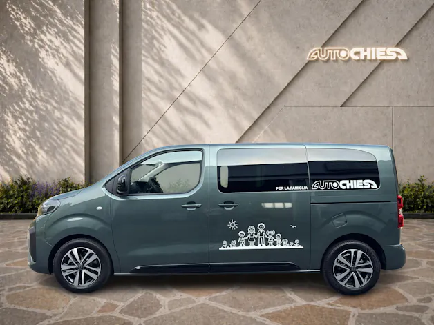 Peugeot Traveller Standard 2.2 BlueHDi 180 Family Edition S/S