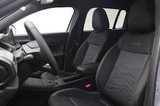 https://vehicle.imgix.net/4404728/1bef4a9d-8983-4bdf-8cc1-c77036a0edc2.JPG